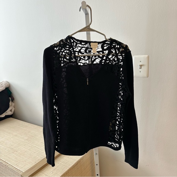 Vintage Chico’s Black Zip-Up Top in Size 0 - Picture 1 of 2